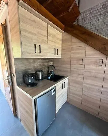 כיוס Stenakas Apartments מראה חיצוני תמונה