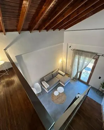 כיוס Stenakas Apartments מראה חיצוני תמונה