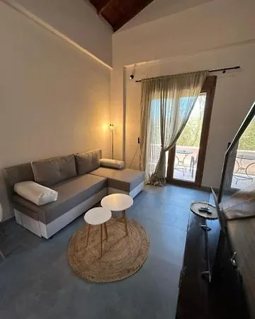כיוס Stenakas Apartments מראה חיצוני תמונה