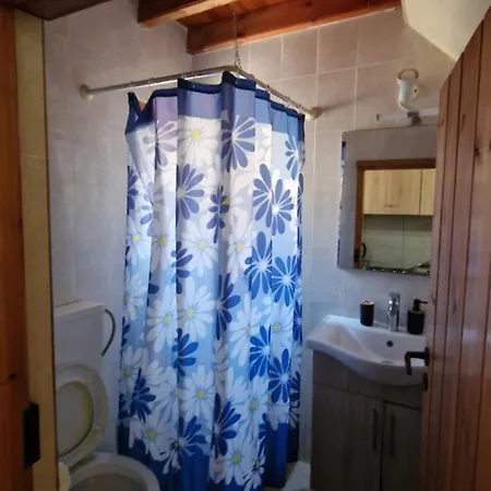 כיוס Stenakas Apartments מראה חיצוני תמונה