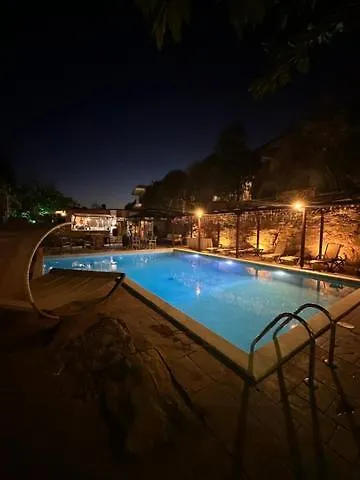 Stenakas Apartments